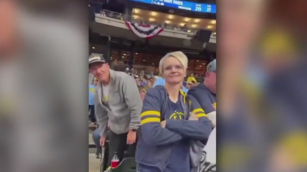Brewers fan fired after ICE comment to Dodgers fan