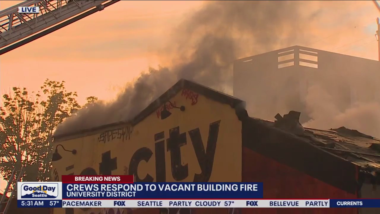 Crews respond to vacant building fire