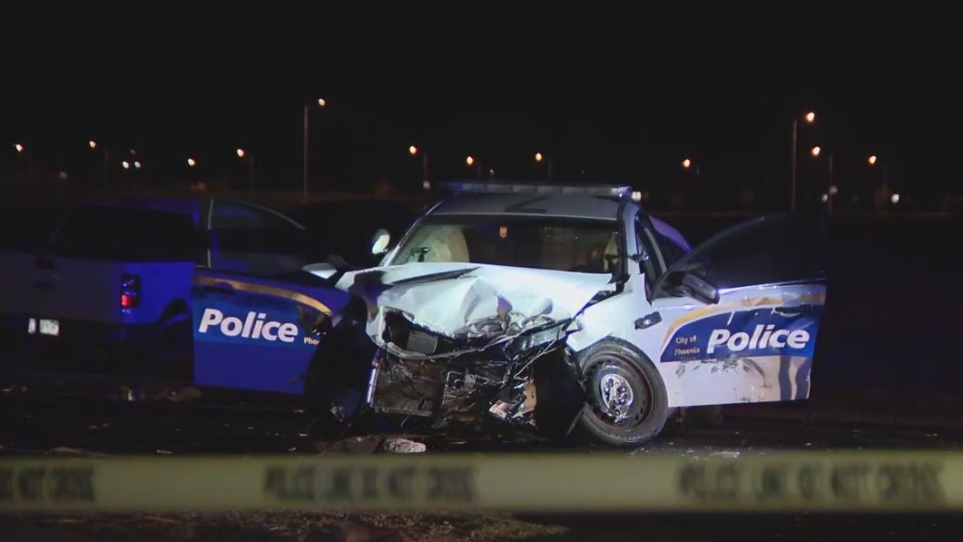 Phoenix PD involved in crash