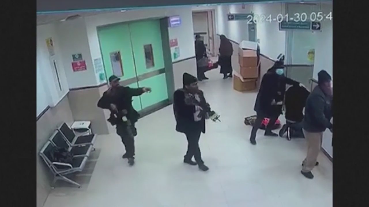 Israeli forces disguised as women, medical workers storm hospital