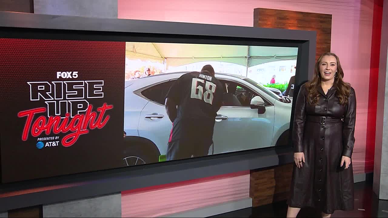 Falcons give holiday meals to over 1,000 Atlanta families