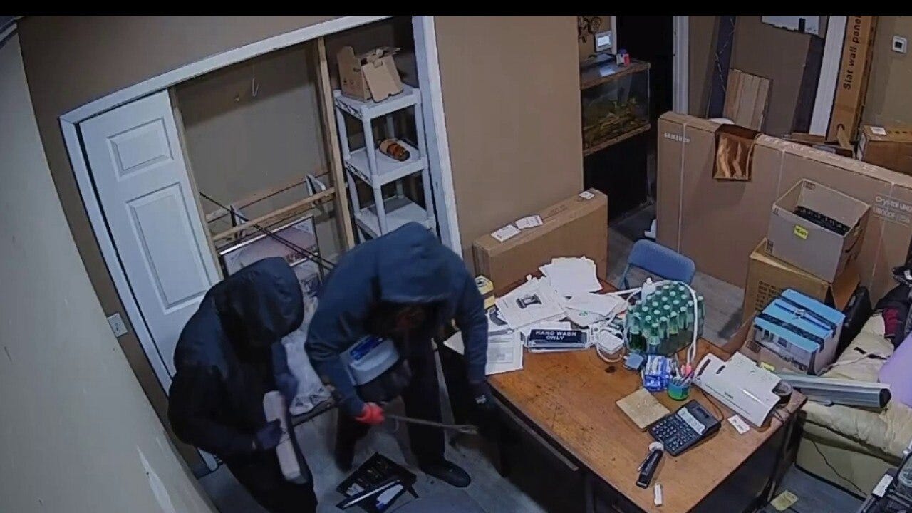 VIDEO: Thieves break into Mikki's Soul Food Cafe