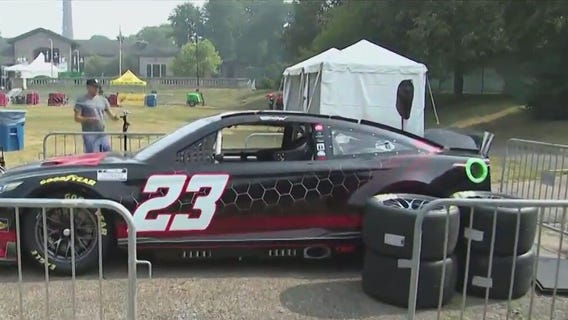 Bubba Wallace hosts free block party on Chicago's South Side