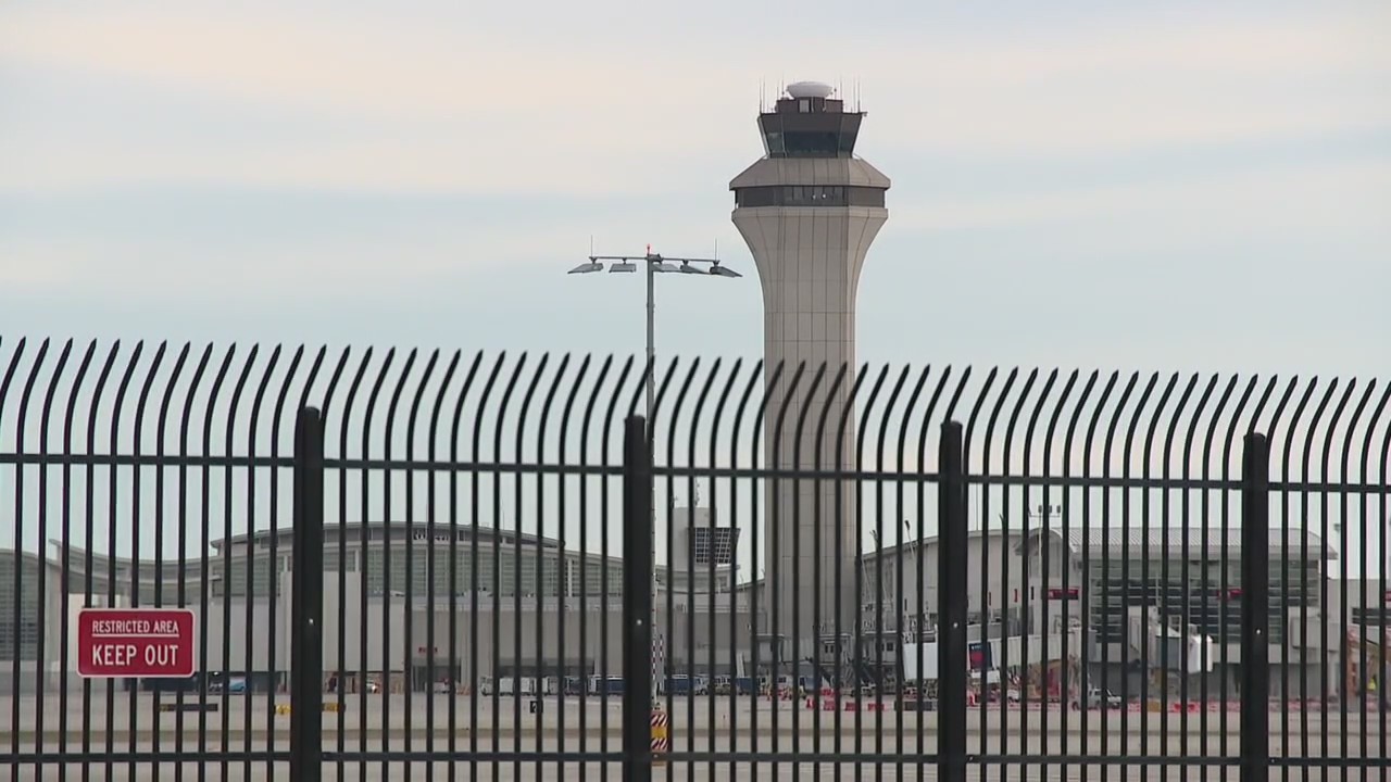 Air travel expected to increase as more Michiganders will be flying for Thanksgiving