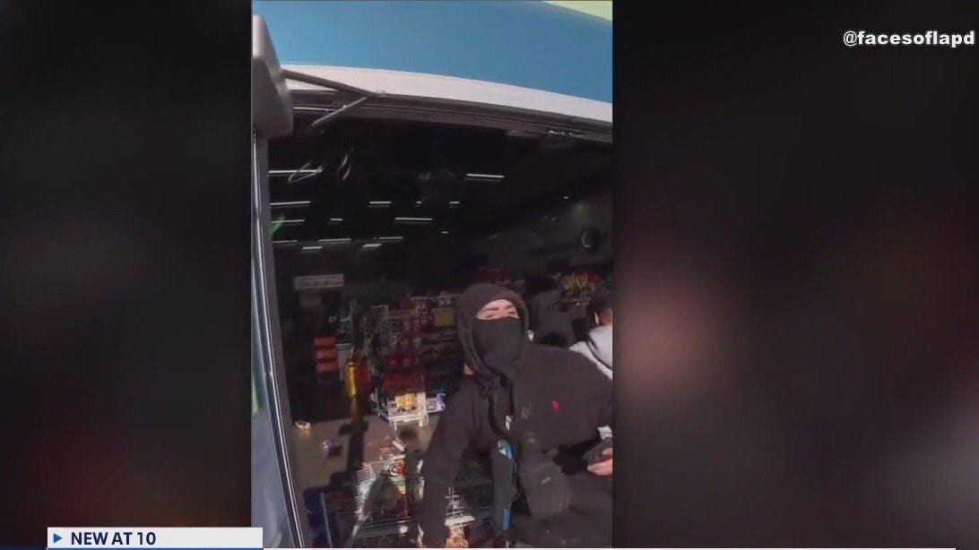 7-Eleven broken into, looted by group of teenagers