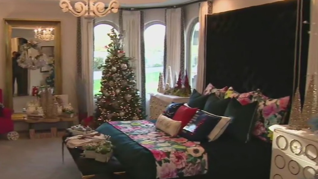 Christmas Idea House in Mesa