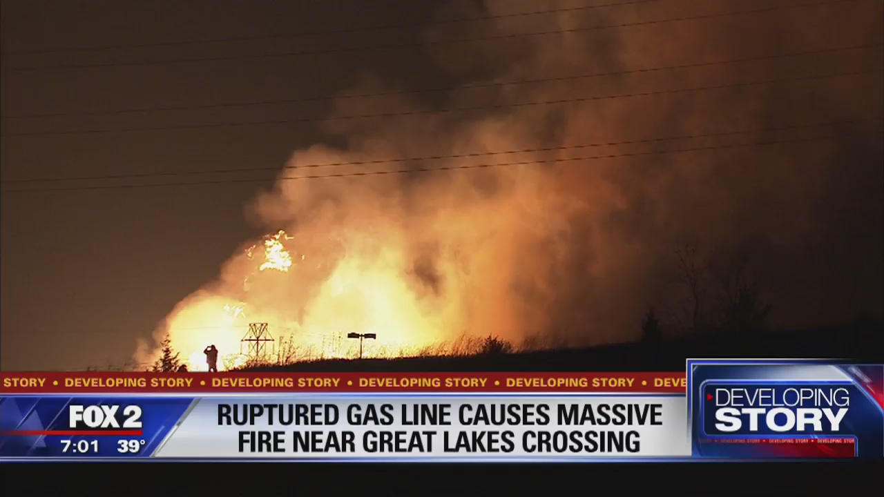 Huge gas line explosion, fire near Great Lakes Crossing
