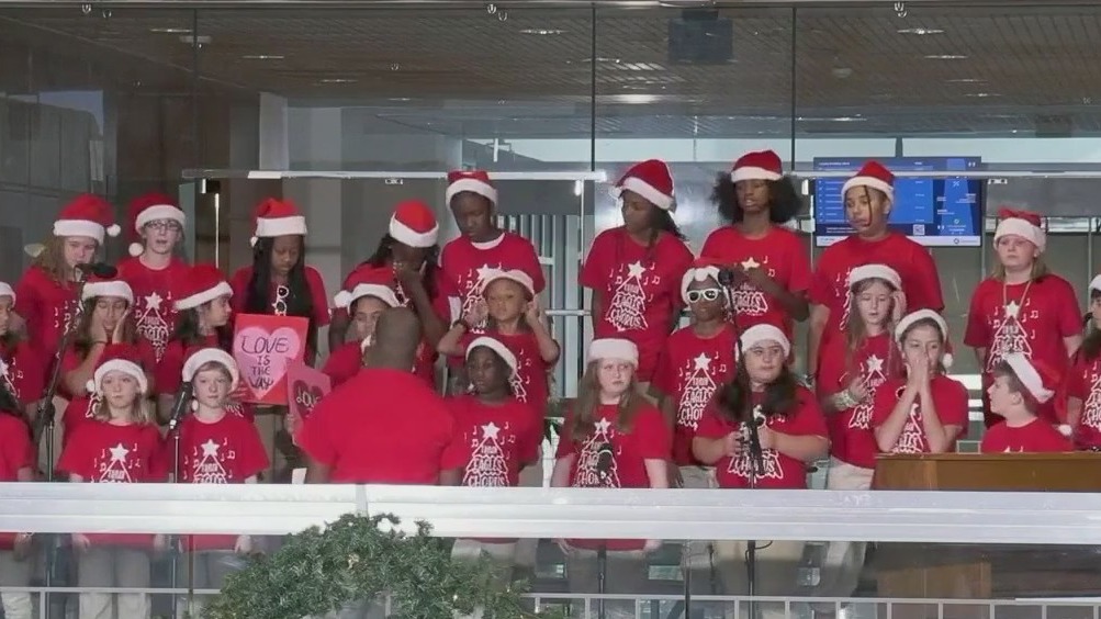 Christmas 2025: Taylor Elementary performs Love is the Way