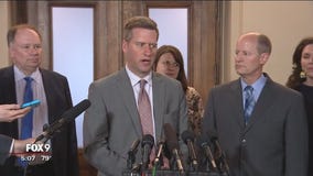 Governor Dayton vetoes last of legislature's budget bills