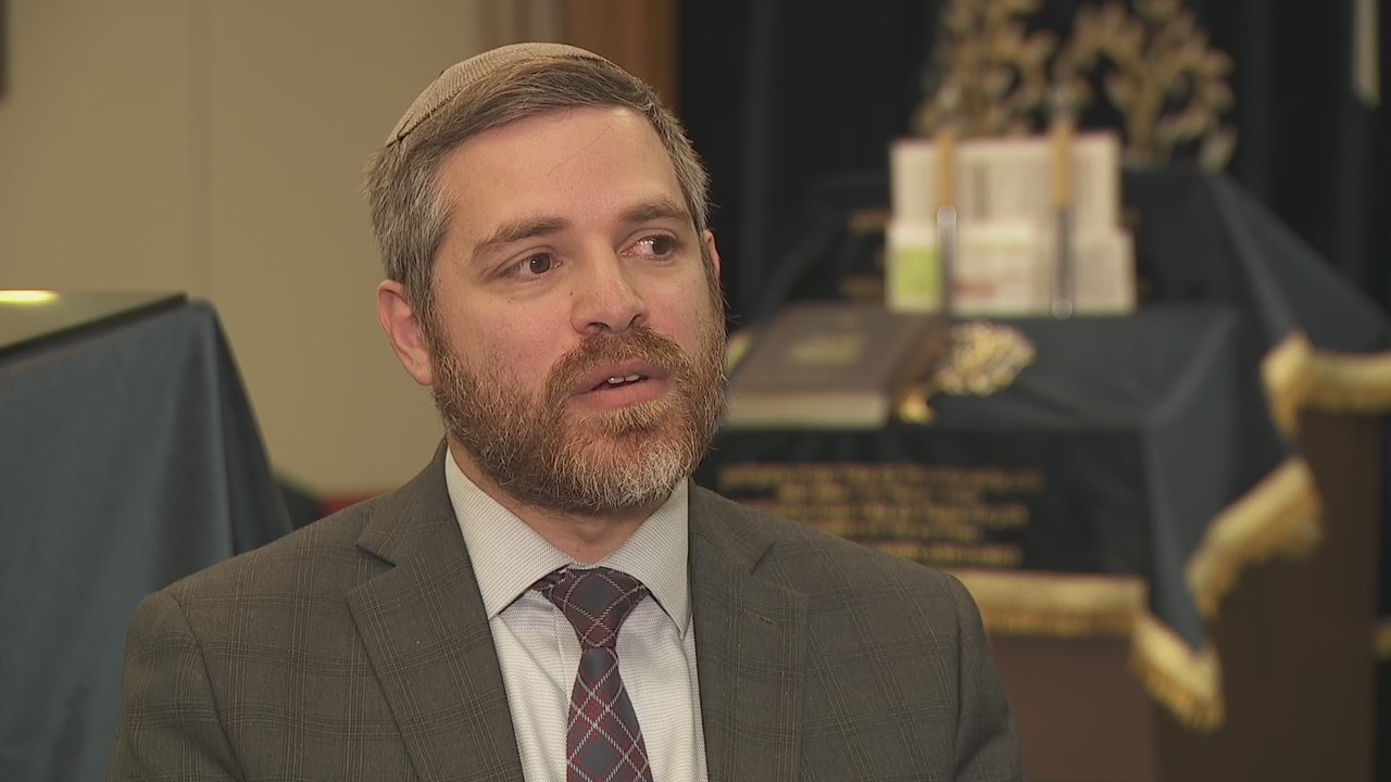 Oak Park's Jewish community concerned for loved ones in Israel