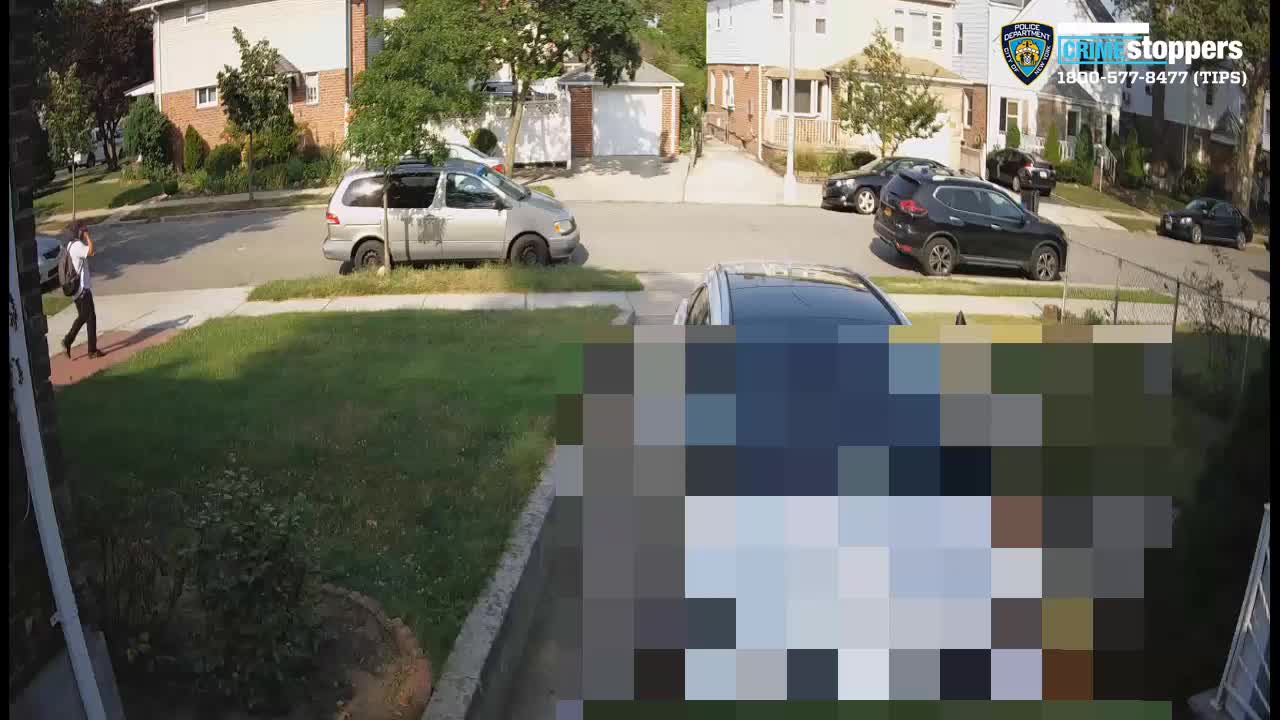 Police searching for suspects in string of robberies