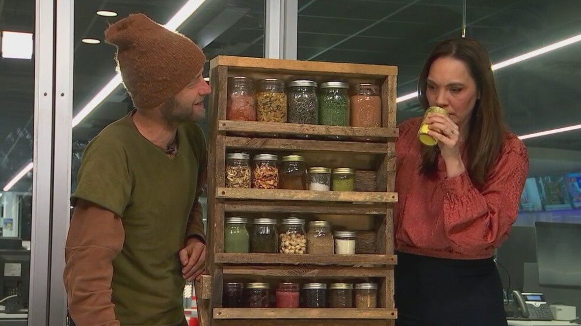 WI man is foraging 100% of his food and medicine for a year