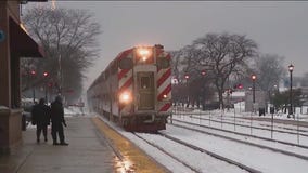 Metra reporting delays due to winter storm