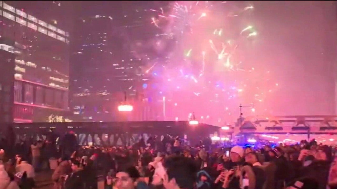 Chicago gears up for big New Year's Eve crowds, traffic