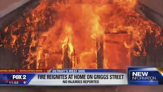 Crews battle fire at two vacant homes in Detroit