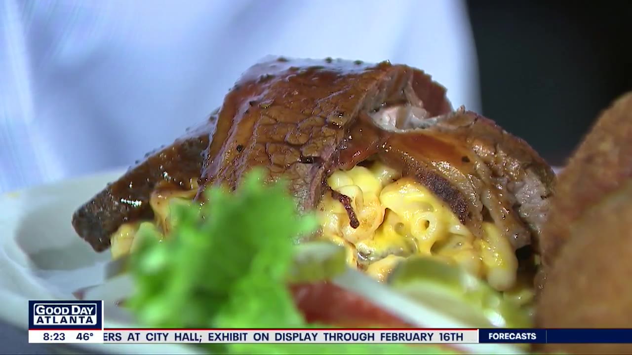 Burgers with Buck: Williamson Brothers Bar-B-Q