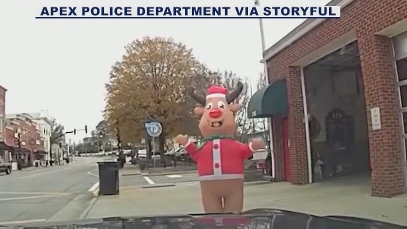 Two shootings just miles apart; Deadly Thanksgiving fire; Police tackle Rudolph | FOX 5 News