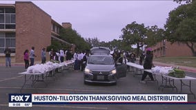 Huston-Tillotson Fraternity gives Thanksgiving meals