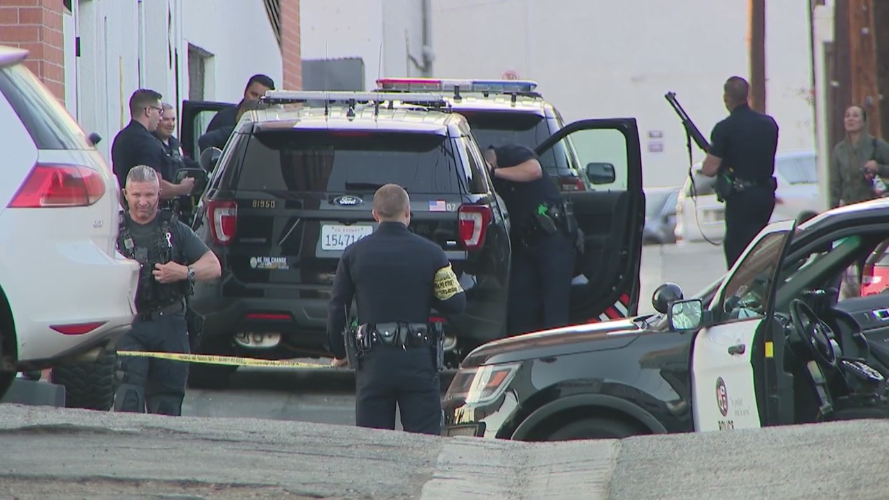 Suspect caught after running into medical building