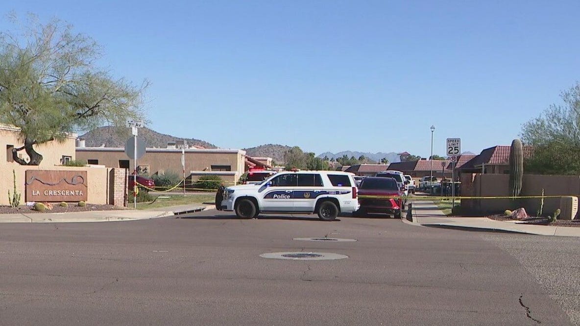 Phoenix officer shoots, kills armed man, police investigating