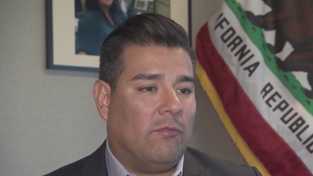 Calls grow for CA insurance commissioner to resign