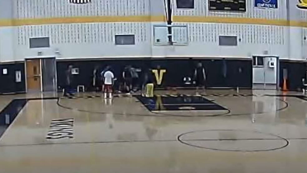 NJ basketball team saves teammate's life after court collapse