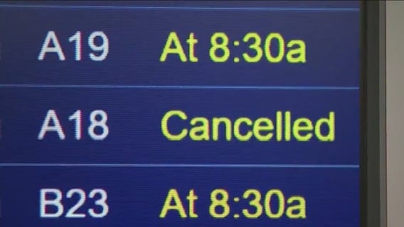 FAA system outage cancels flights, doles out delays at Chicago airports
