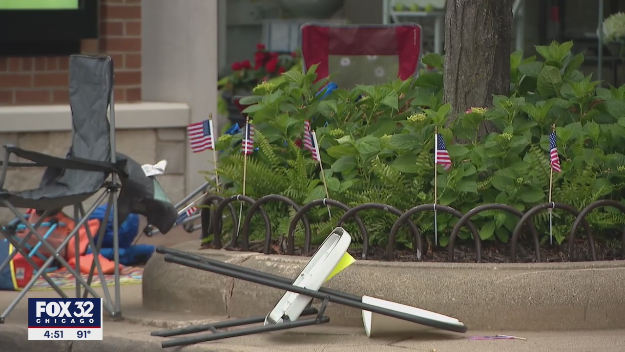 Comfort dogs sent to Highland Park following mass shooting