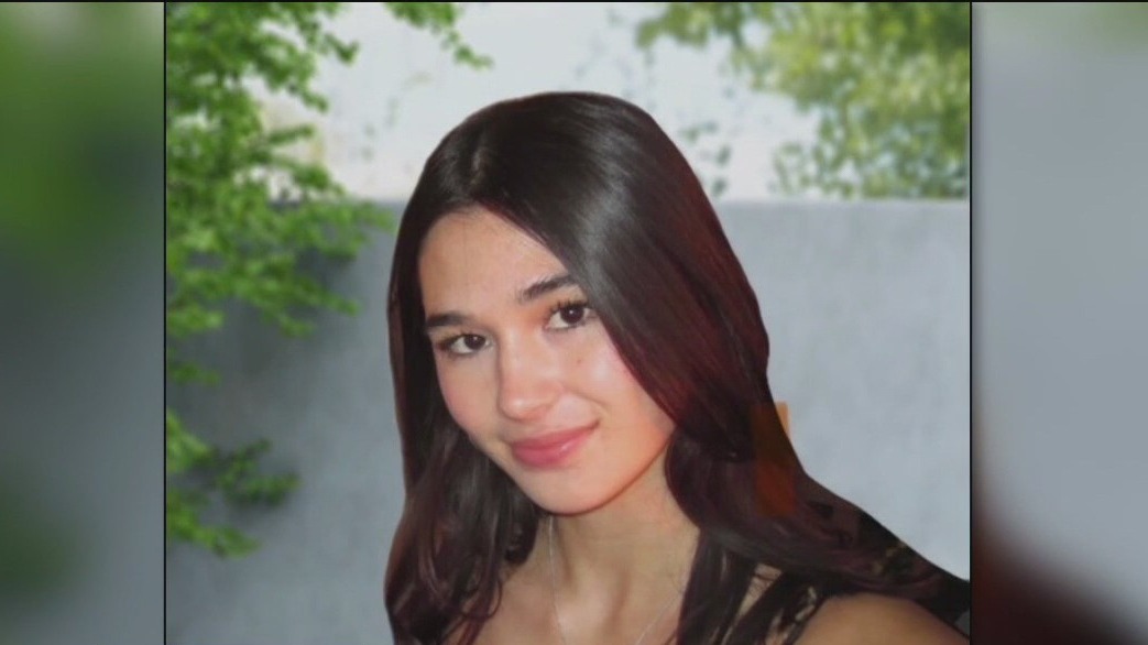 Parents of woman killed in Cybertruck crash allege dangerous door design prevented her escape