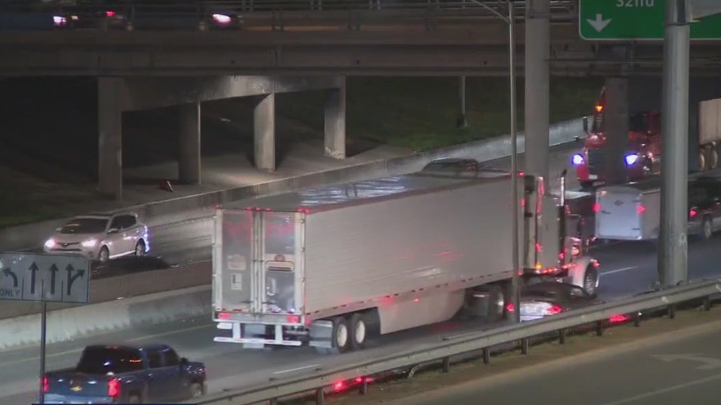 TxDOT treating Texas roads ahead of winter weather