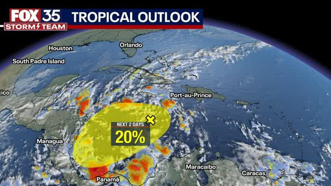 Tropical wave moving across Caribbean Sea