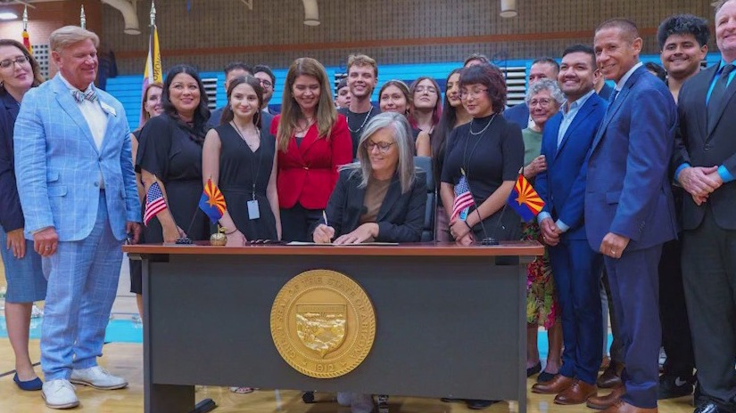 AZ Gov. signs bill requiring schools to curb student cell phone use