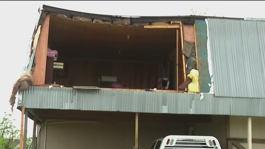 Grand Saline storm damage