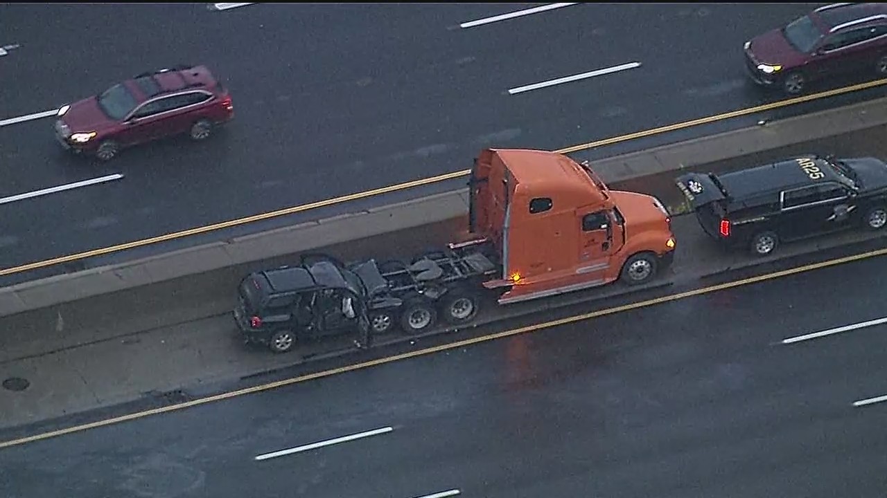 SUV hits semi-truck closing I-75 northbound