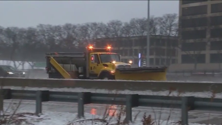 Illinois Tollway plow trucks fight winter storm