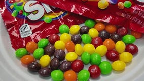 I-Team: Skittles remove titanium dioxide from ingredients