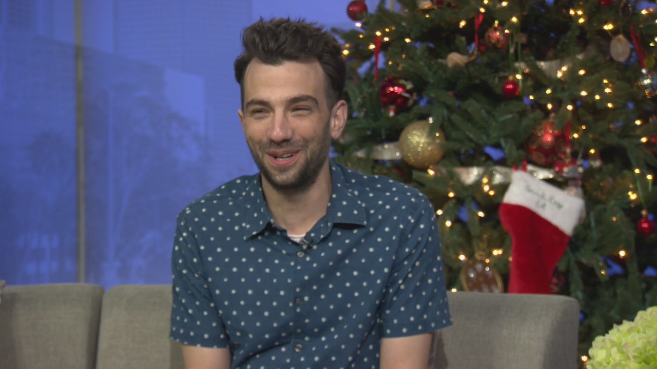 Jay Baruchel stars in new comedy 'The Moodys'