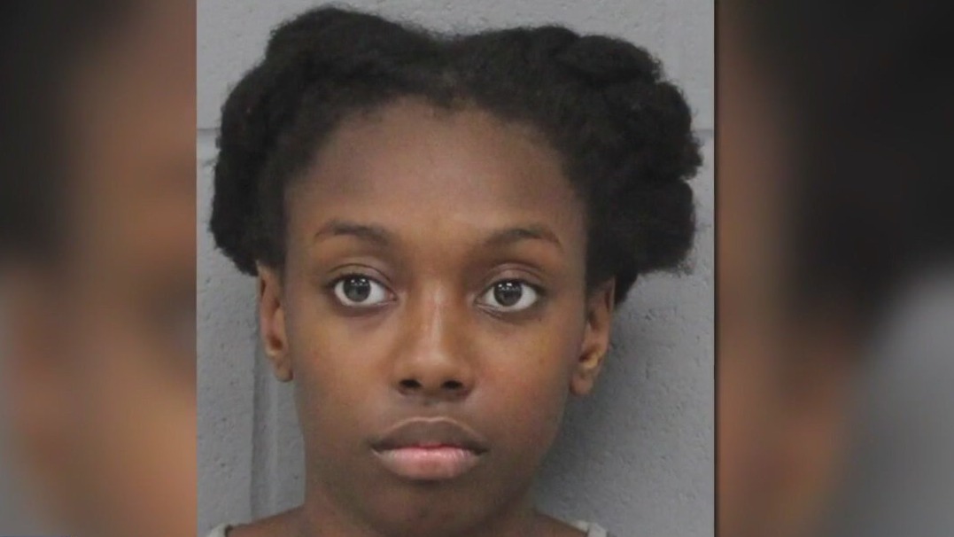 Manor woman charged with murdering sister