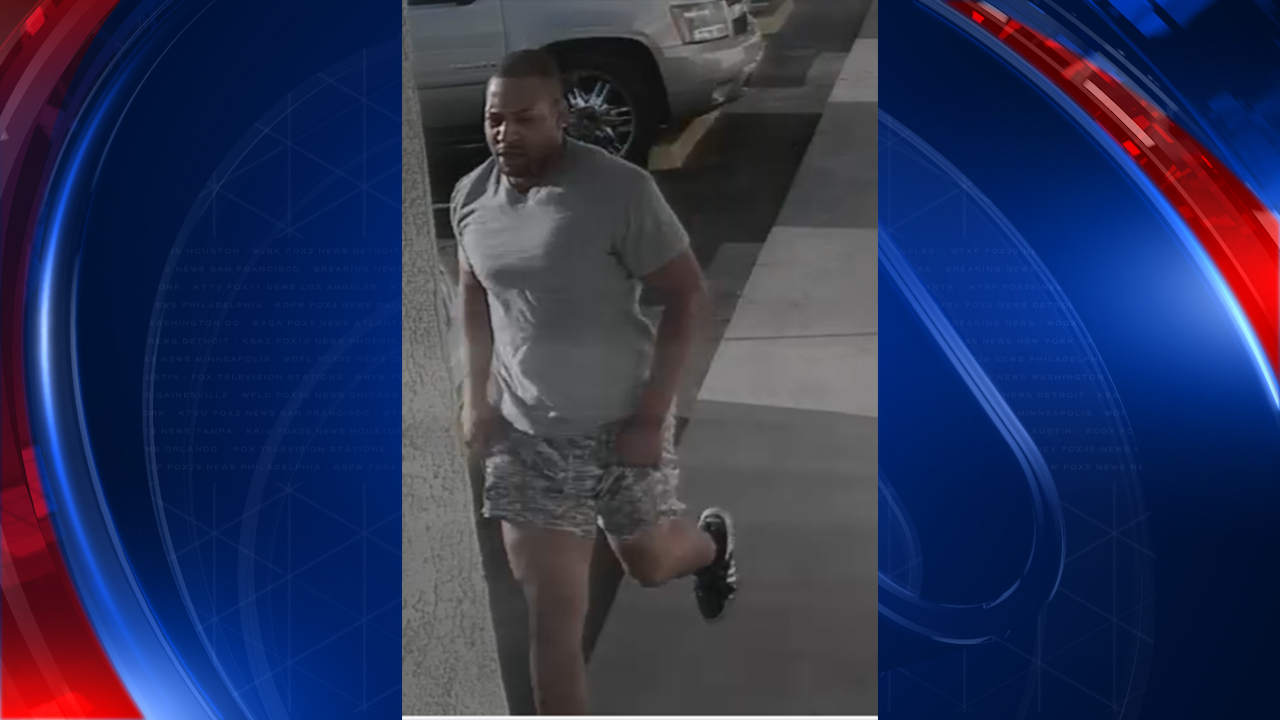 Tempe Police looking for man accused of aggravated assault at a hotel