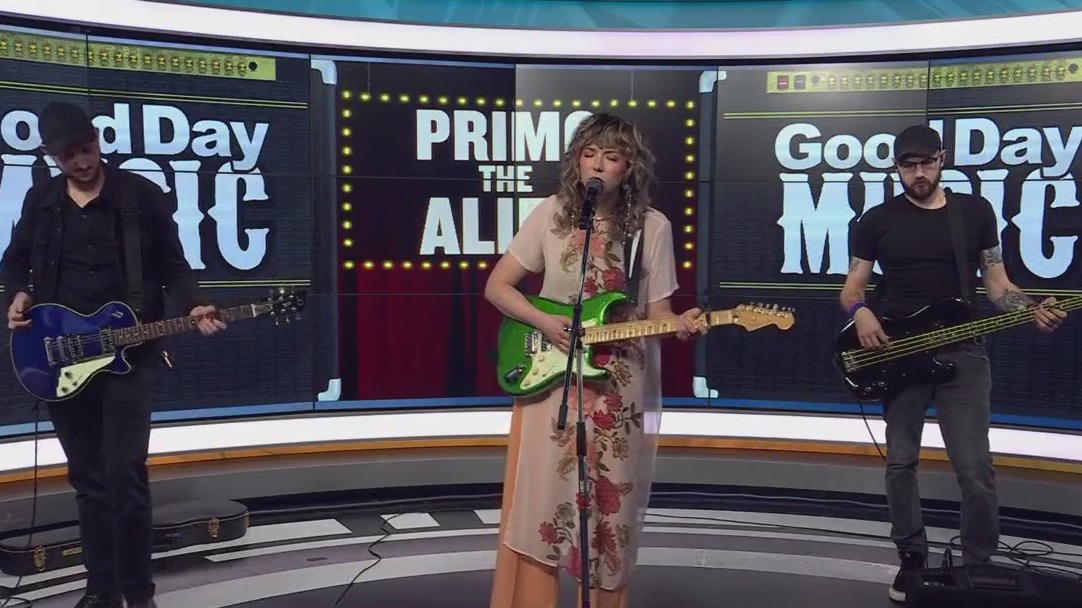 Primo the Alien performs 'More Love'