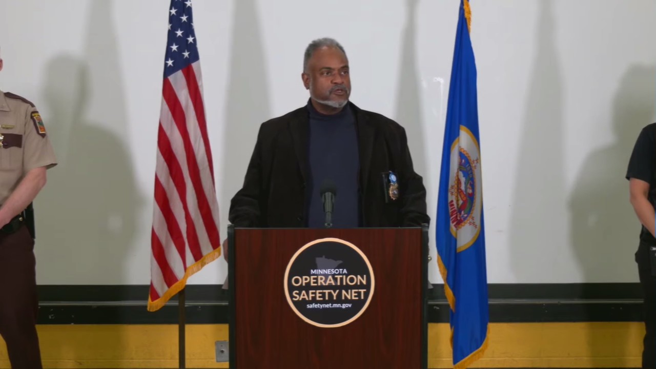 Police briefing as unrest follows Brooklyn Center police shooting