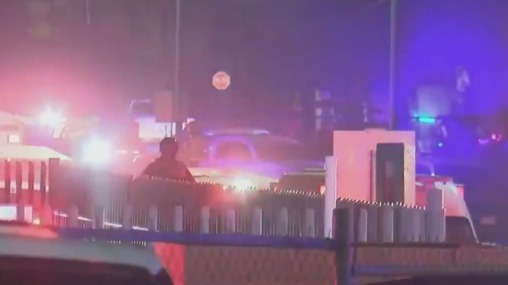 Migrants fearing deportation start fire at Mexico detention center, killing 40, president says