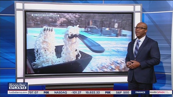 Noodles freeze mid-air in Minnesota