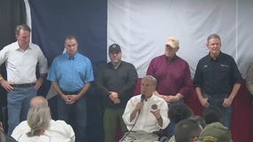 Texas governor, border czar serve Thanksgiving meals to soldiers, troopers at border