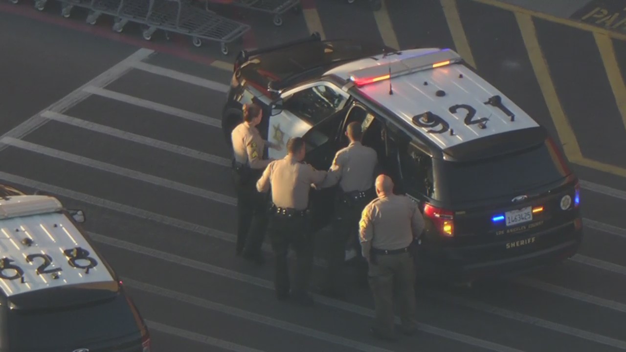 LAPD police chase ends in City of Industry