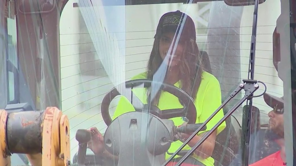 Jenn at Work: Building the SuperMotocross Track