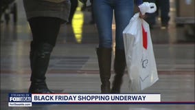 Black Friday kicks off record-breaking holiday shopping weekend