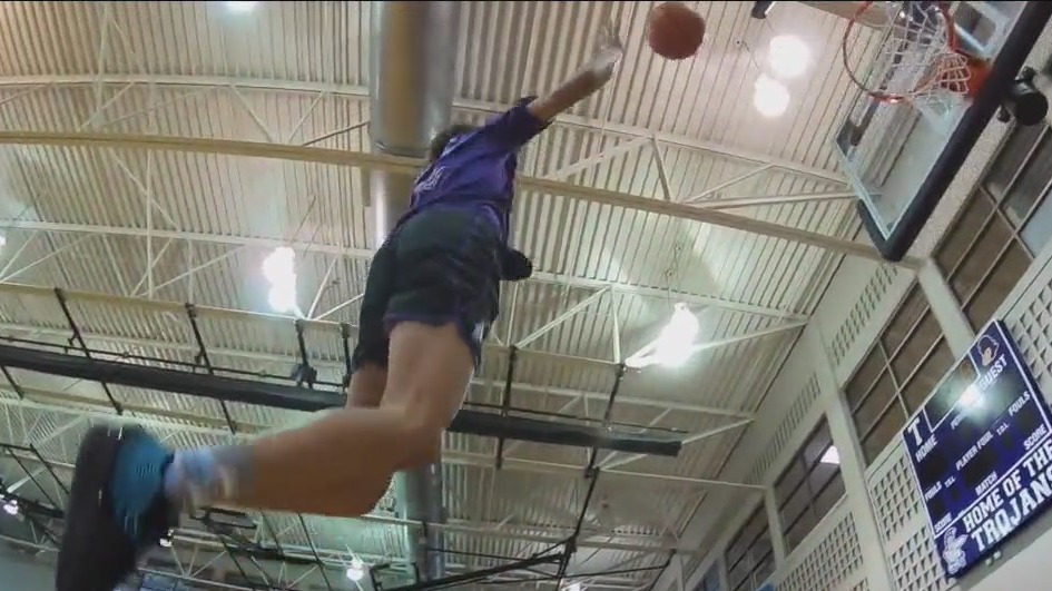 Bradley Tech senior dropping jaws with his unique dunks