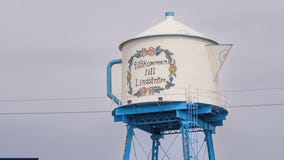 Effort to restore Lindstrom's iconic coffee pot percolating