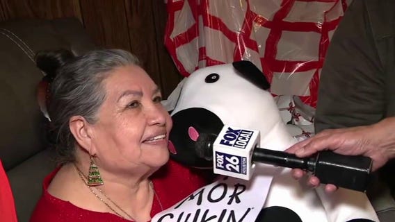 12 Days of Christmas: Day 12 with the Leal family